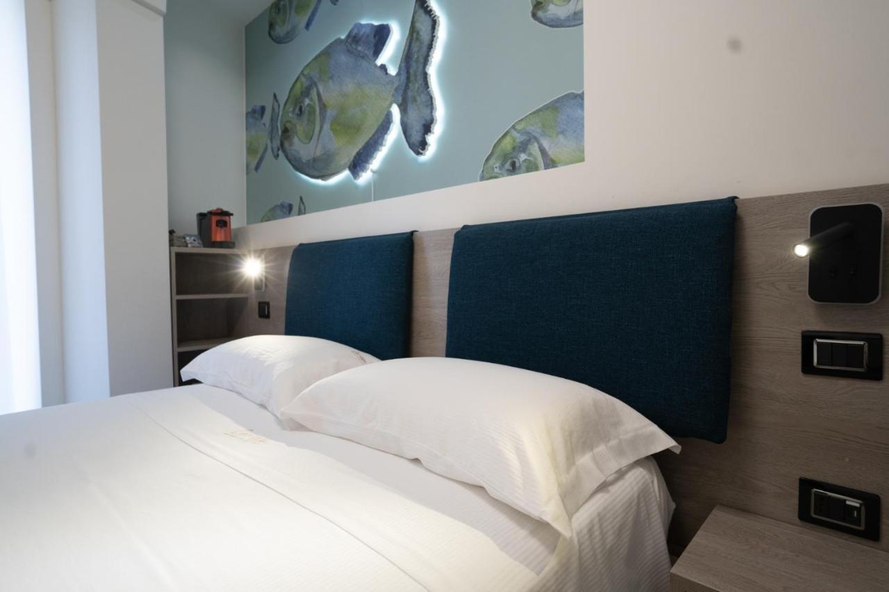 Carizza Rooms Pozzallo Buitenkant foto